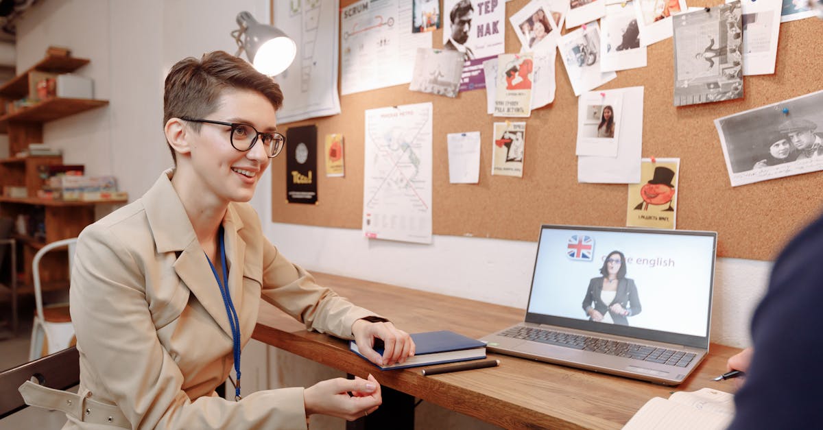 How to Develop Effective Communication Plans for Stakeholder Engagement